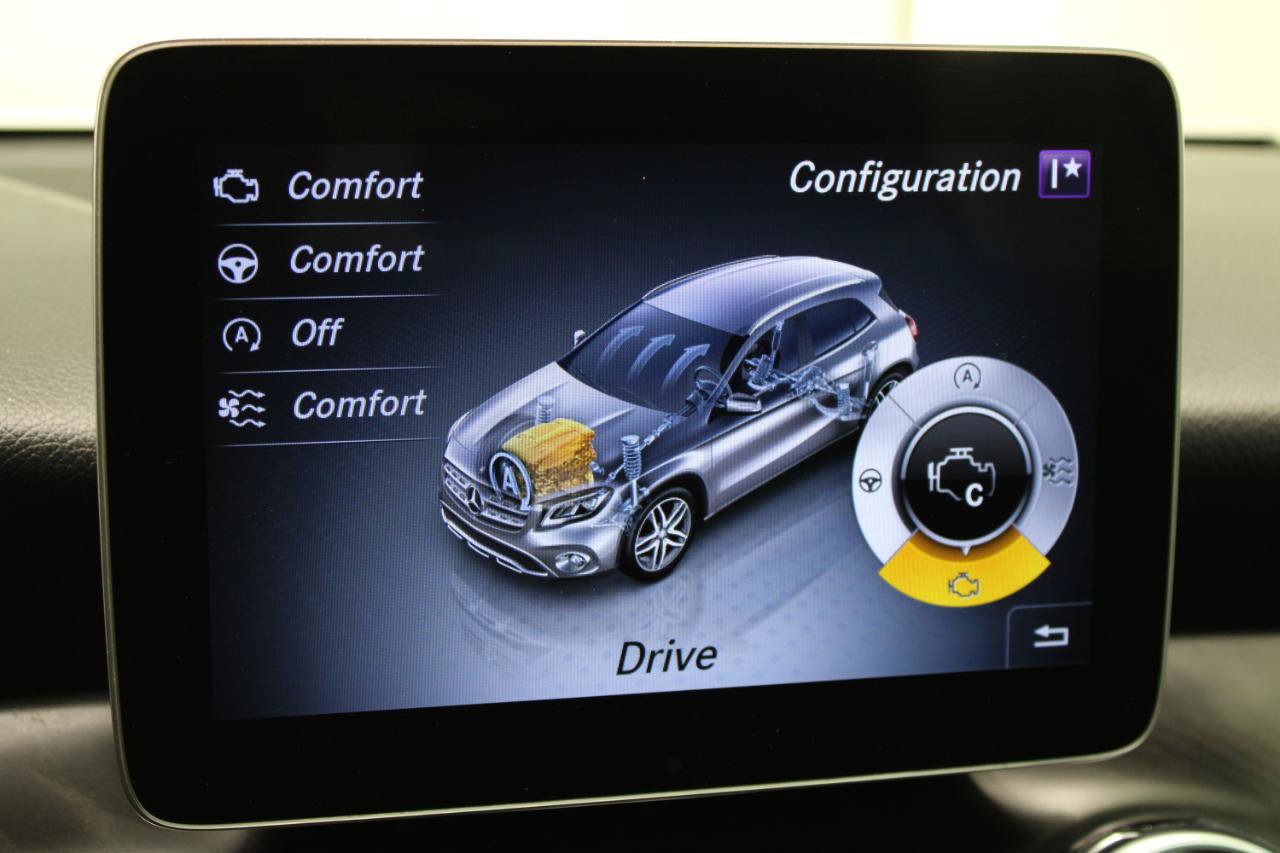 Used 2020 Mercedes-Benz GLA 250 w/ Convenience Package image 61
