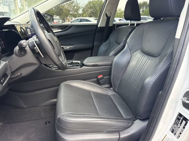 Certified 2023 Lexus NX 250 FWD w/ Towing Package (2000 Lbs) image 11