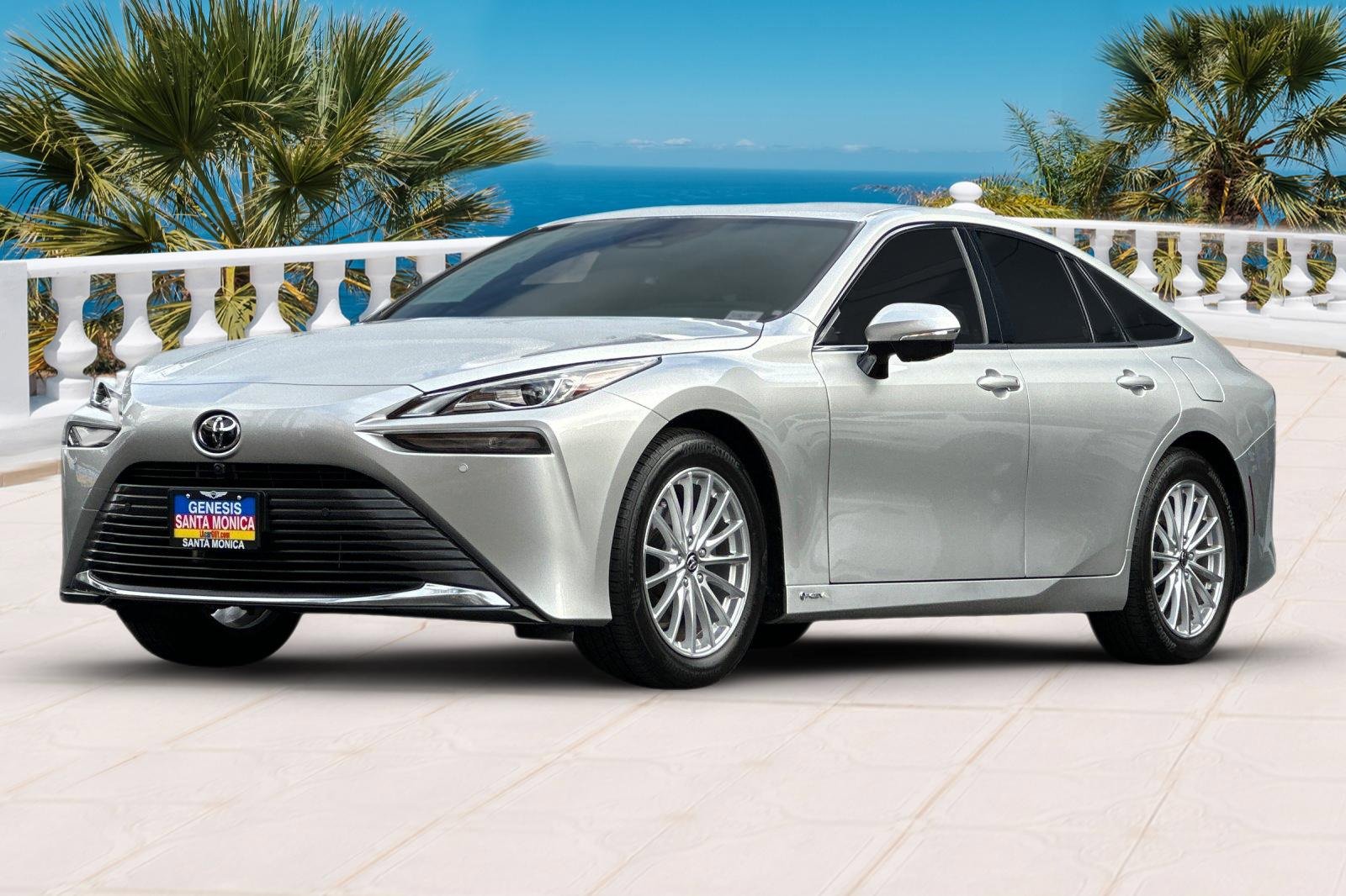 Used 2024 Toyota Mirai XLE image 8