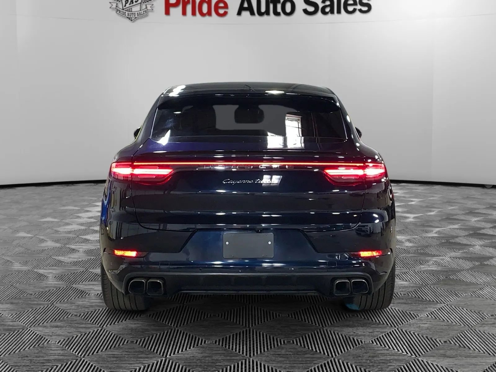 Used 2022 Porsche Cayenne Turbo w/ Assistance Package AWD/4WD image 8