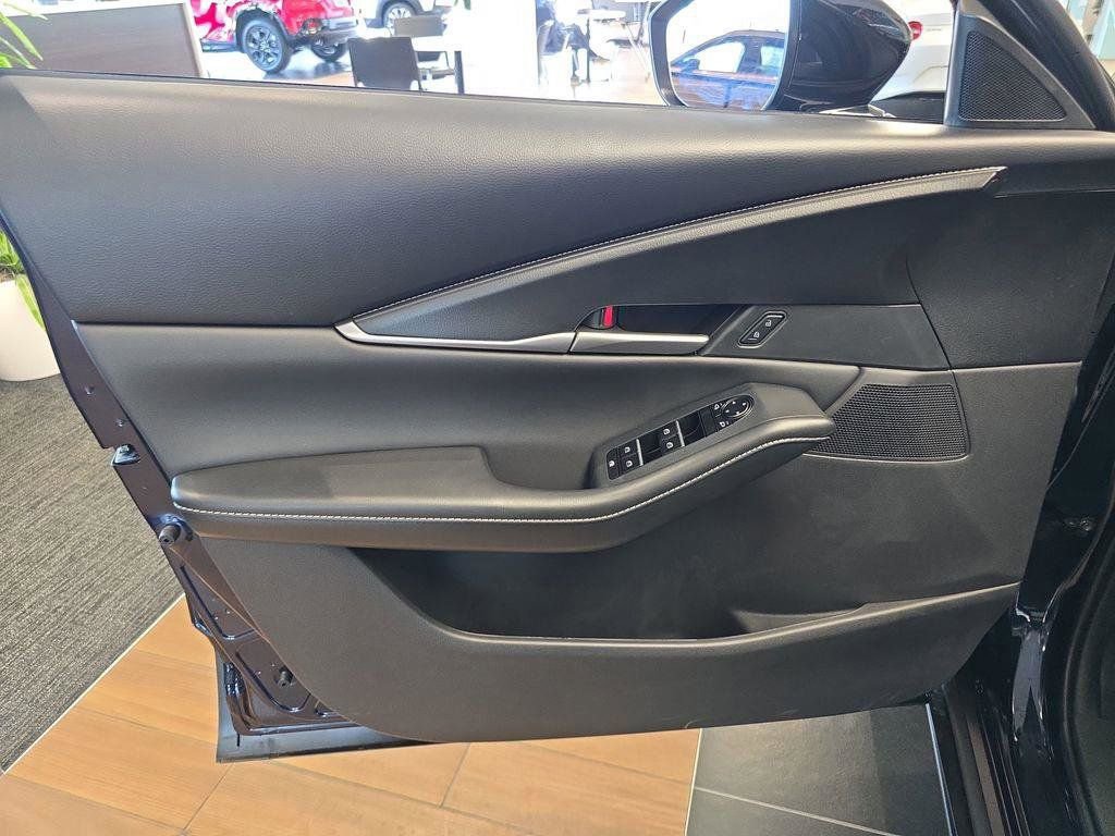 New 2026 MAZDA CX-30 Aire Edition image 17