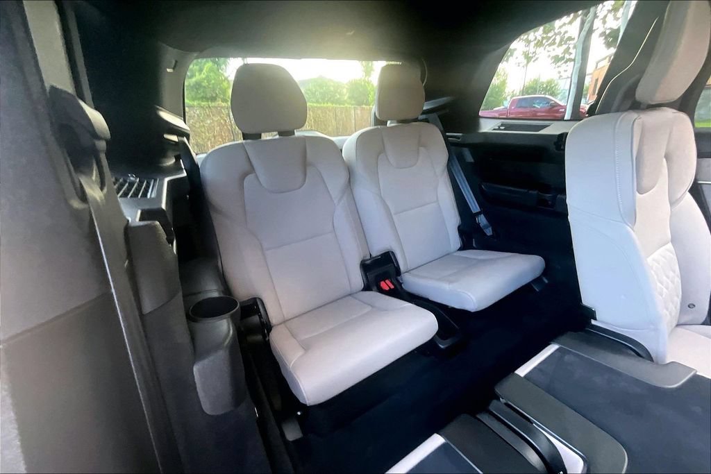 Used 2026 Volvo XC90 B6 Plus AWD/4WD image 38
