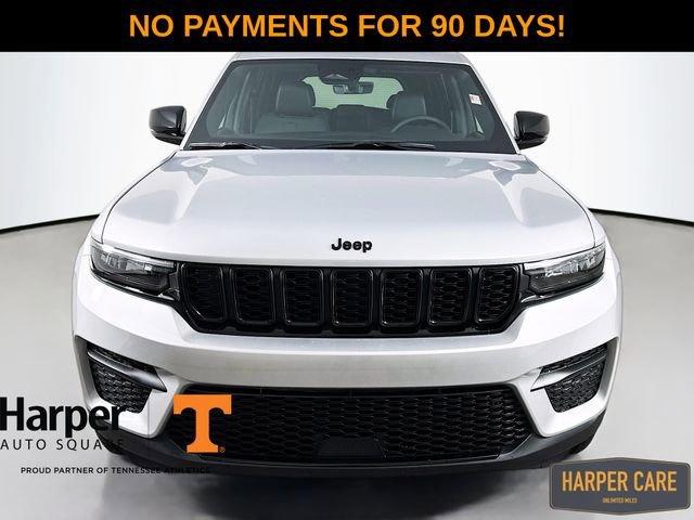 New 2025 Jeep Grand Cherokee Altitude image 2