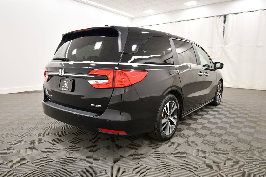 Certified 2024 Honda Odyssey Touring image 8