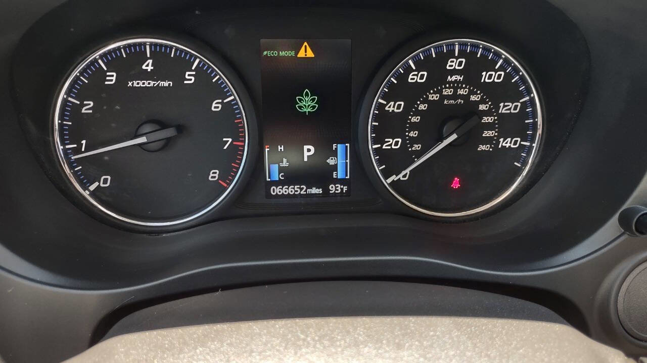 Used 2018 Mitsubishi Outlander ES image 15