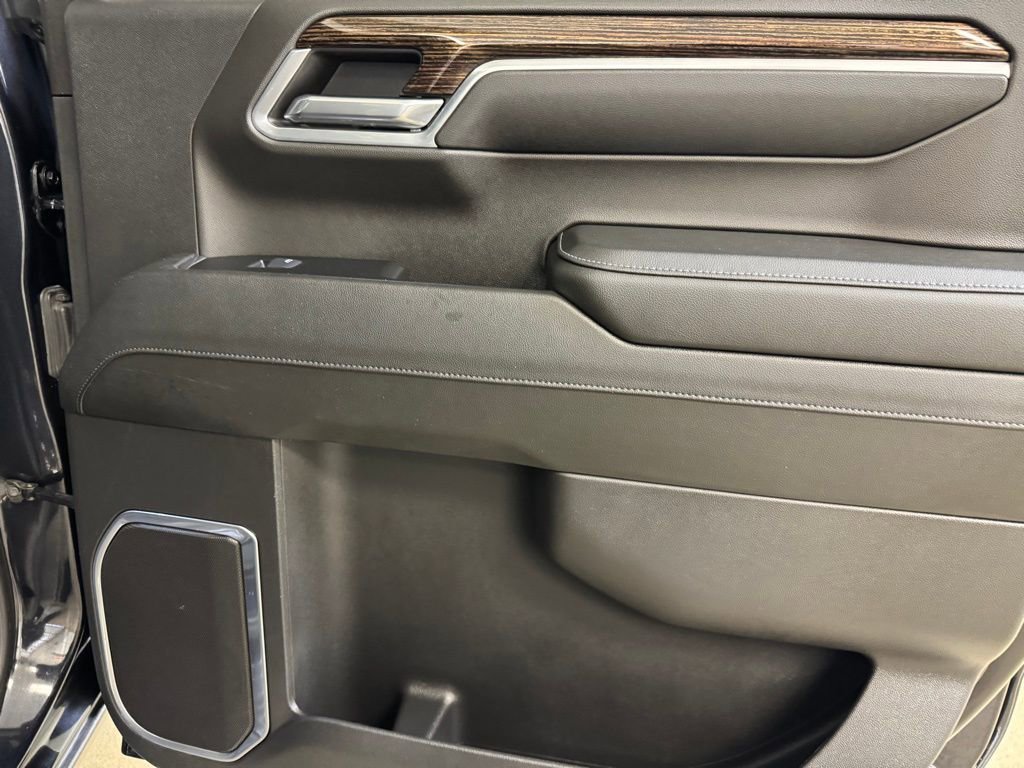 Used 2024 GMC Sierra 1500 SLE w/ Preferred Package image 25