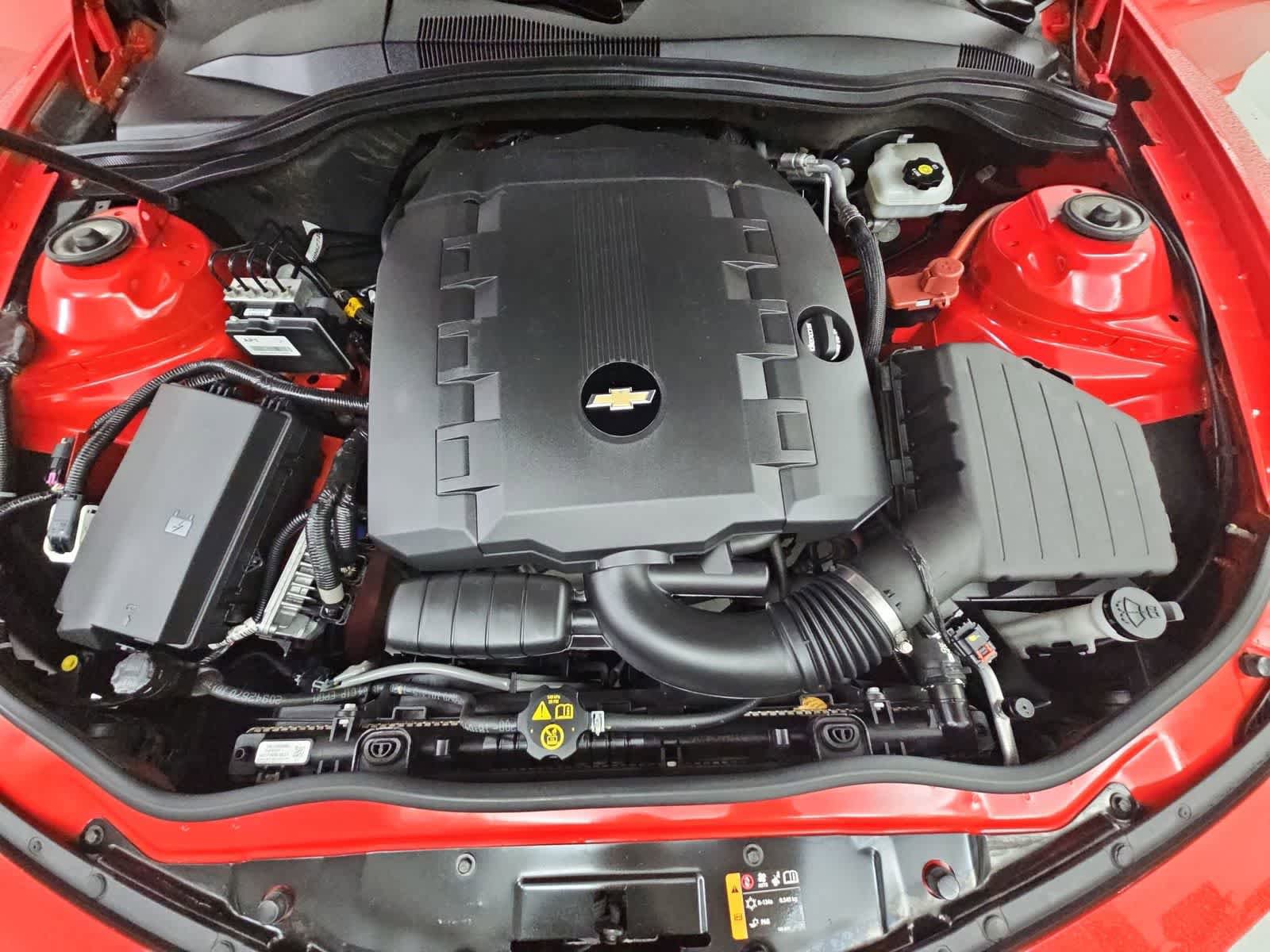 Used 2015 Chevrolet Camaro LS RWD image 14