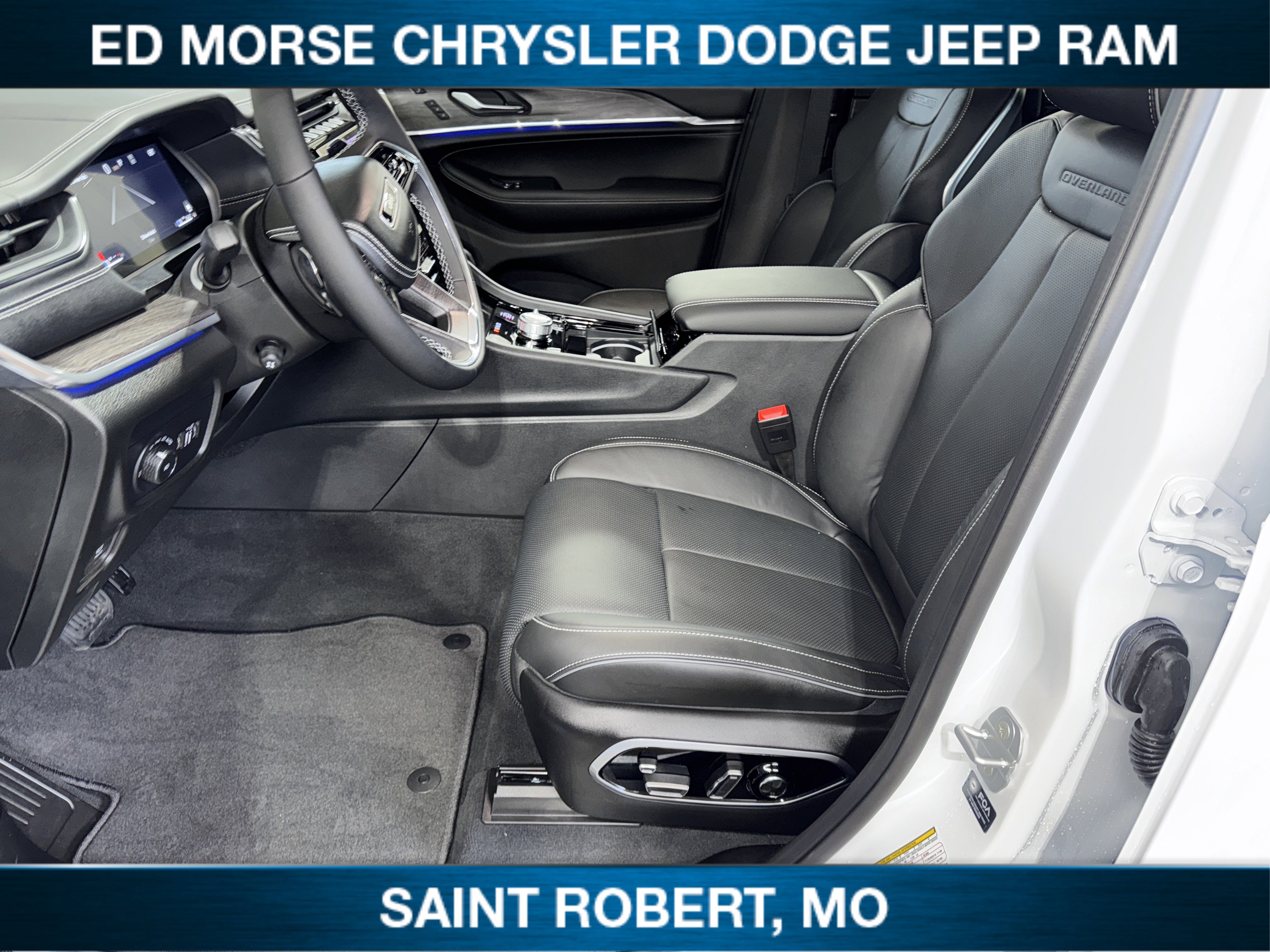 New 2025 Jeep Grand Cherokee L Overland w/ Luxury Tech Group IV image 31