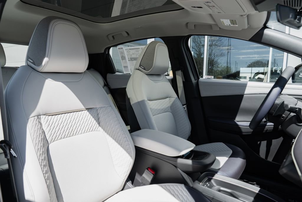 New 2026 Nissan Leaf Platinum+ w/ Cargo Package (Platinum+) image 28