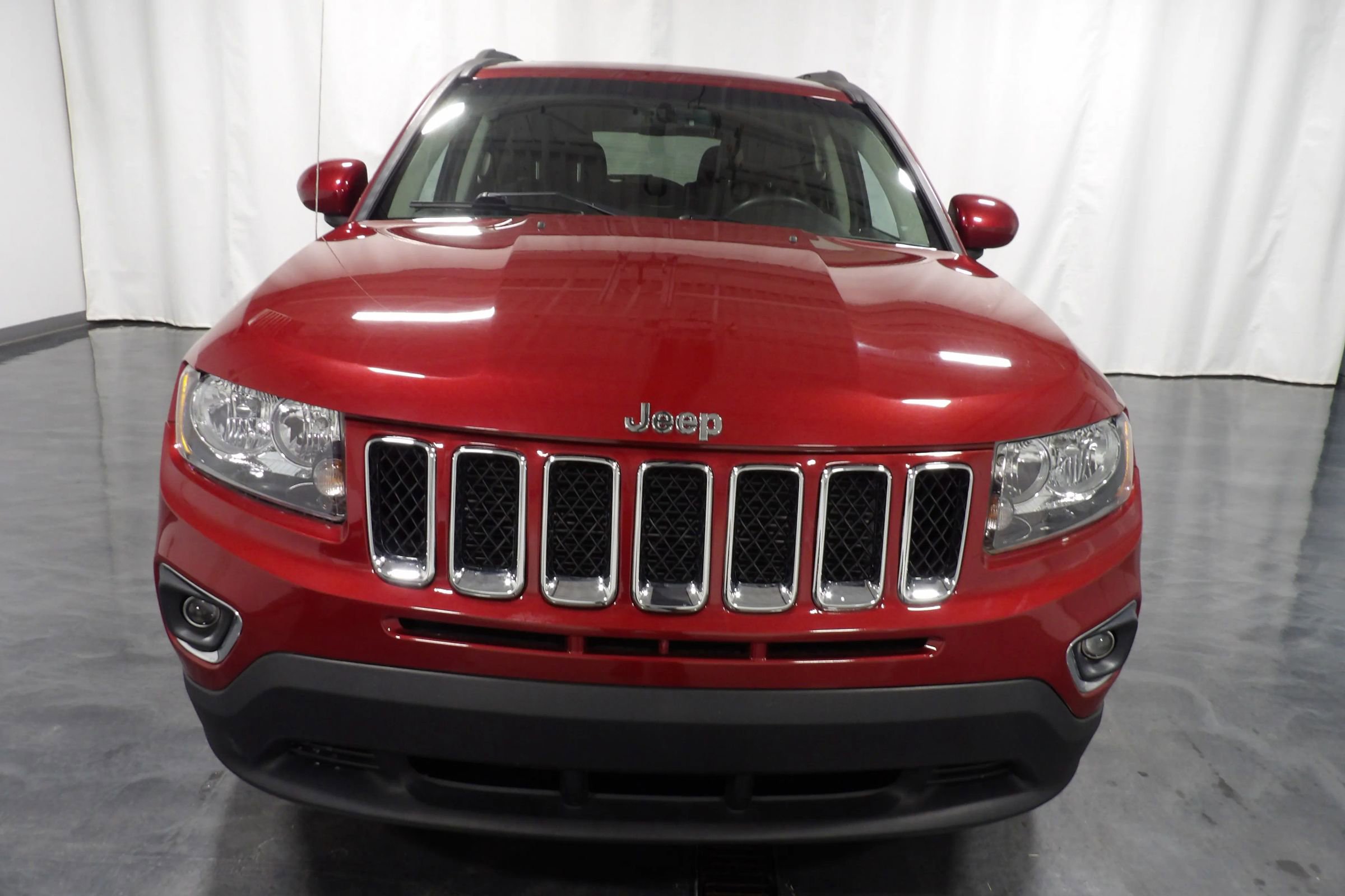 Used 2016 Jeep Compass High Altitude AWD/4WD image 2