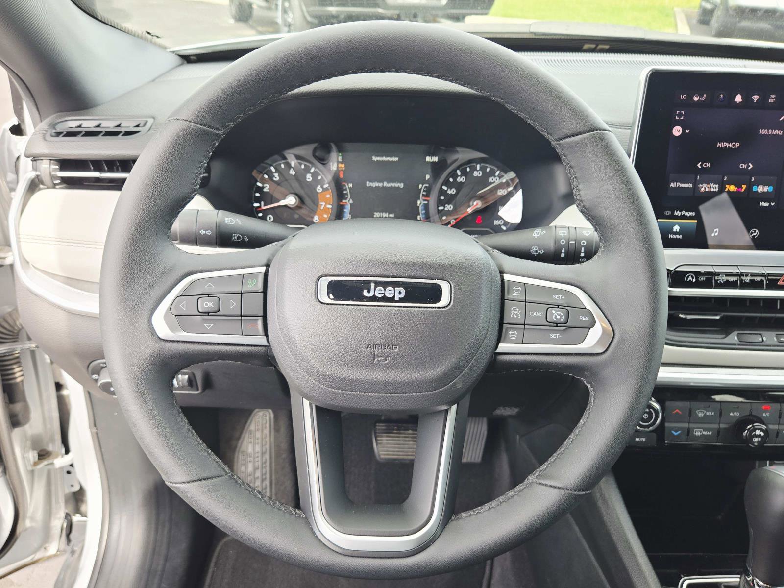 Used 2024 Jeep Compass Limited AWD/4WD image 19
