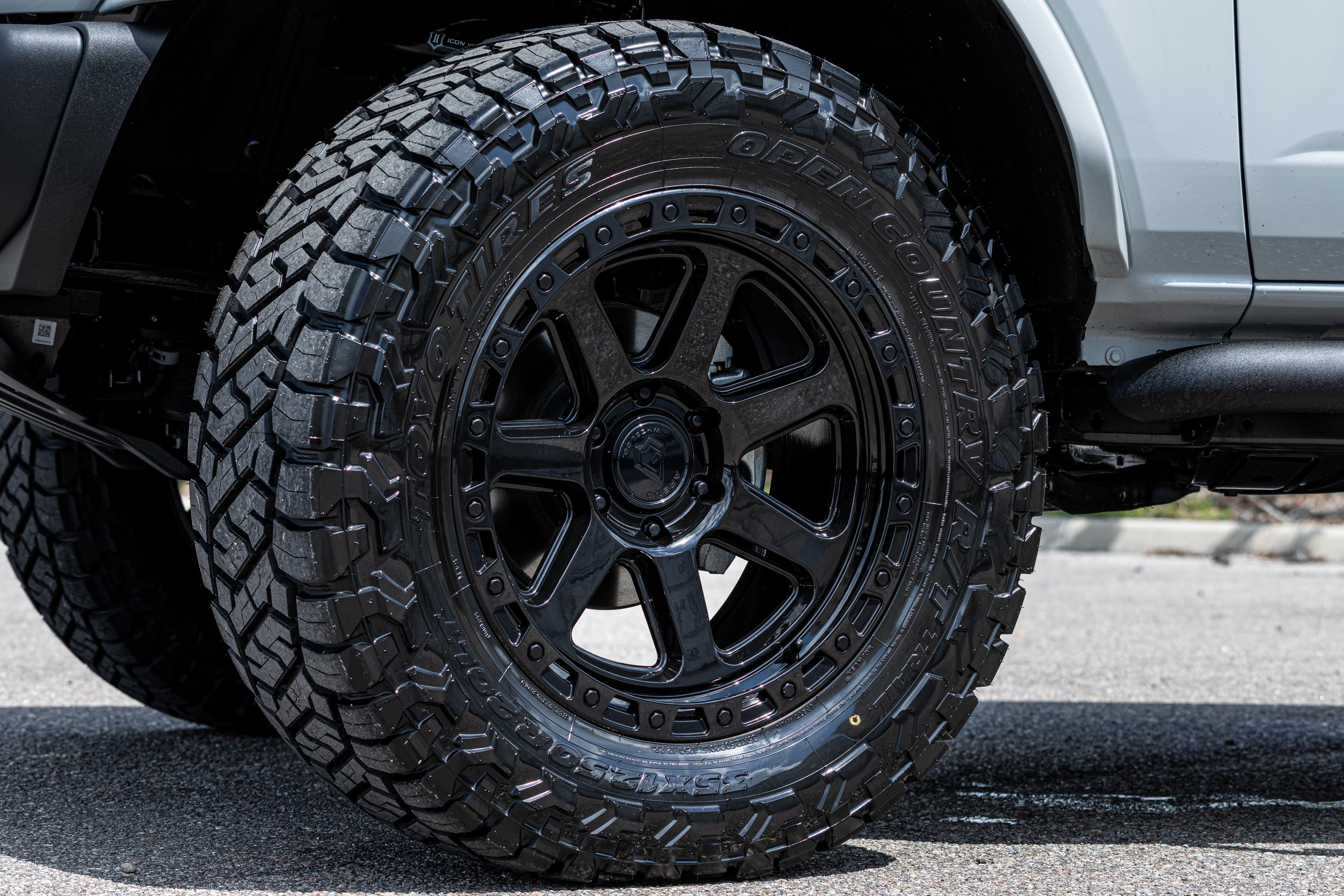 New 2026 Ford Bronco Badlands AWD/4WD image 24