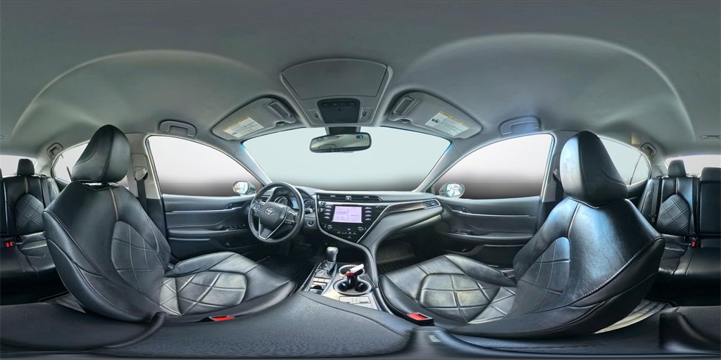 Certified 2018 Toyota Camry XLE image 31