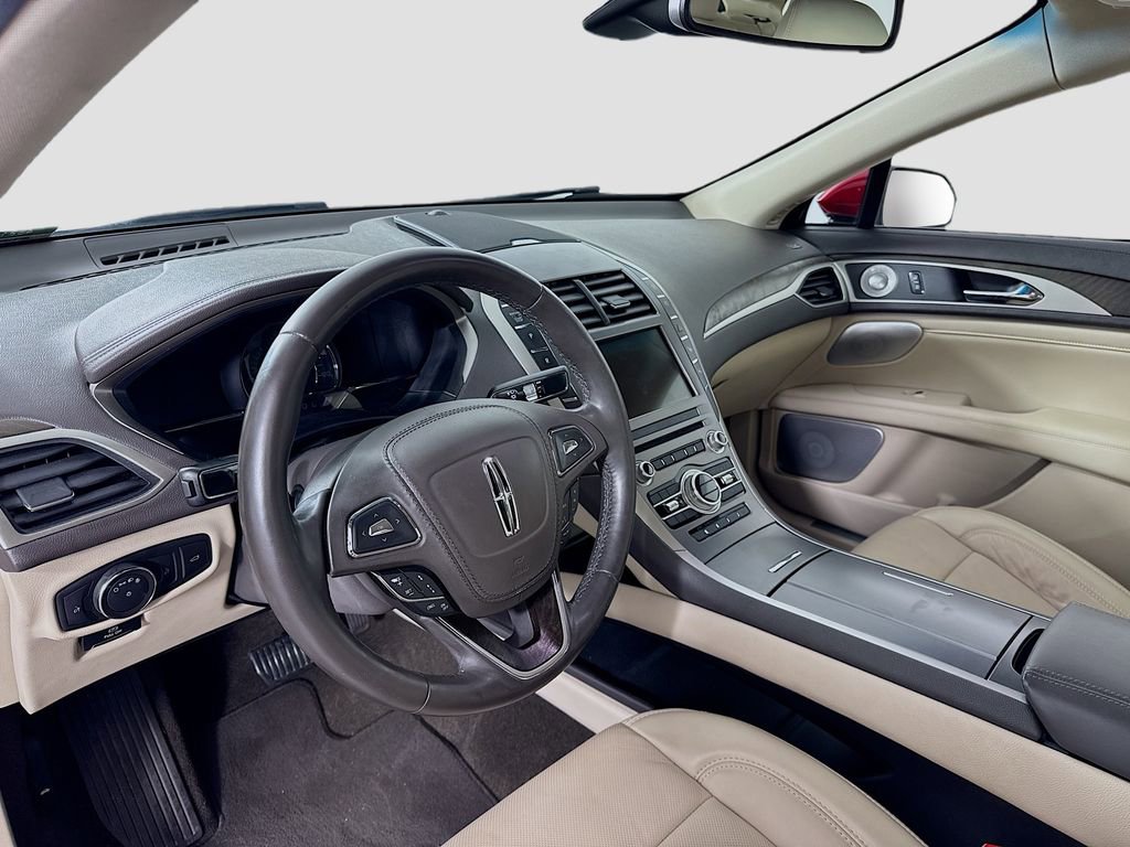 Used 2019 Lincoln MKZ Reserve w/ Luxury Package image 9