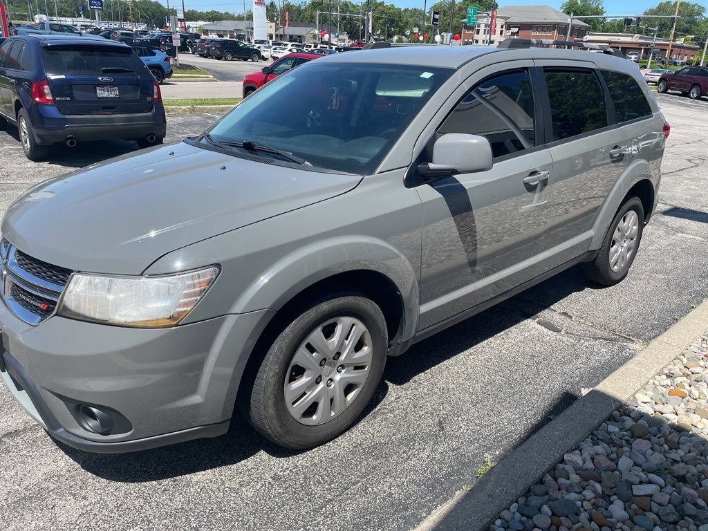 Certified 2019 Dodge Journey SE w/ Premium Group FWD image 3