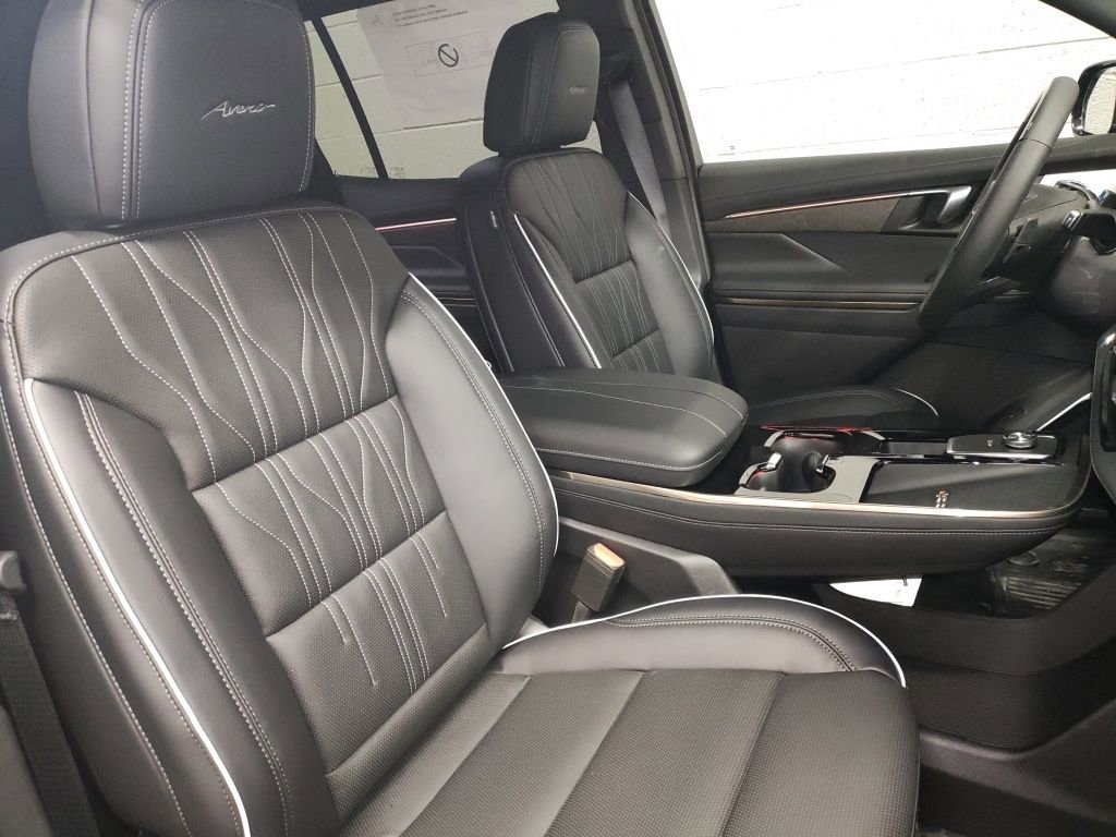 New 2026 Buick Enclave Avenir w/ Super Cruise Package image 9