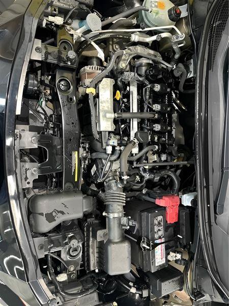 Used 2021 Nissan Versa S FWD image 25