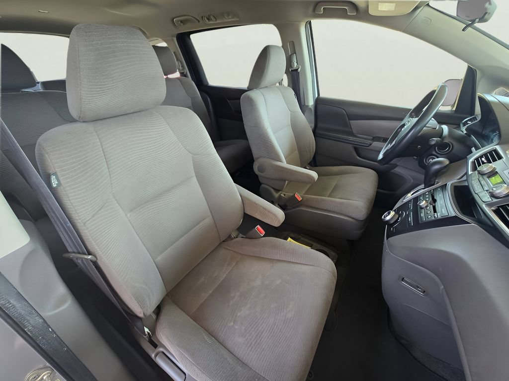 Used 2013 Honda Odyssey LX image 21