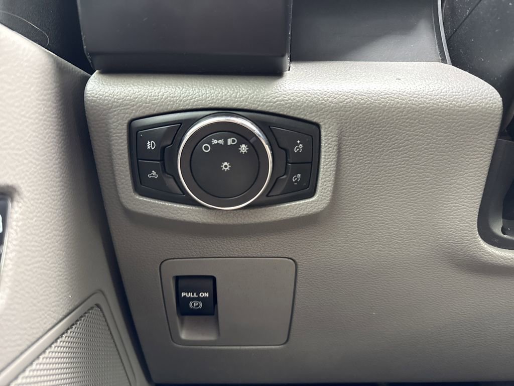 Certified 2018 Ford F150 XL w/ Equipment Group 101A Mid image 22