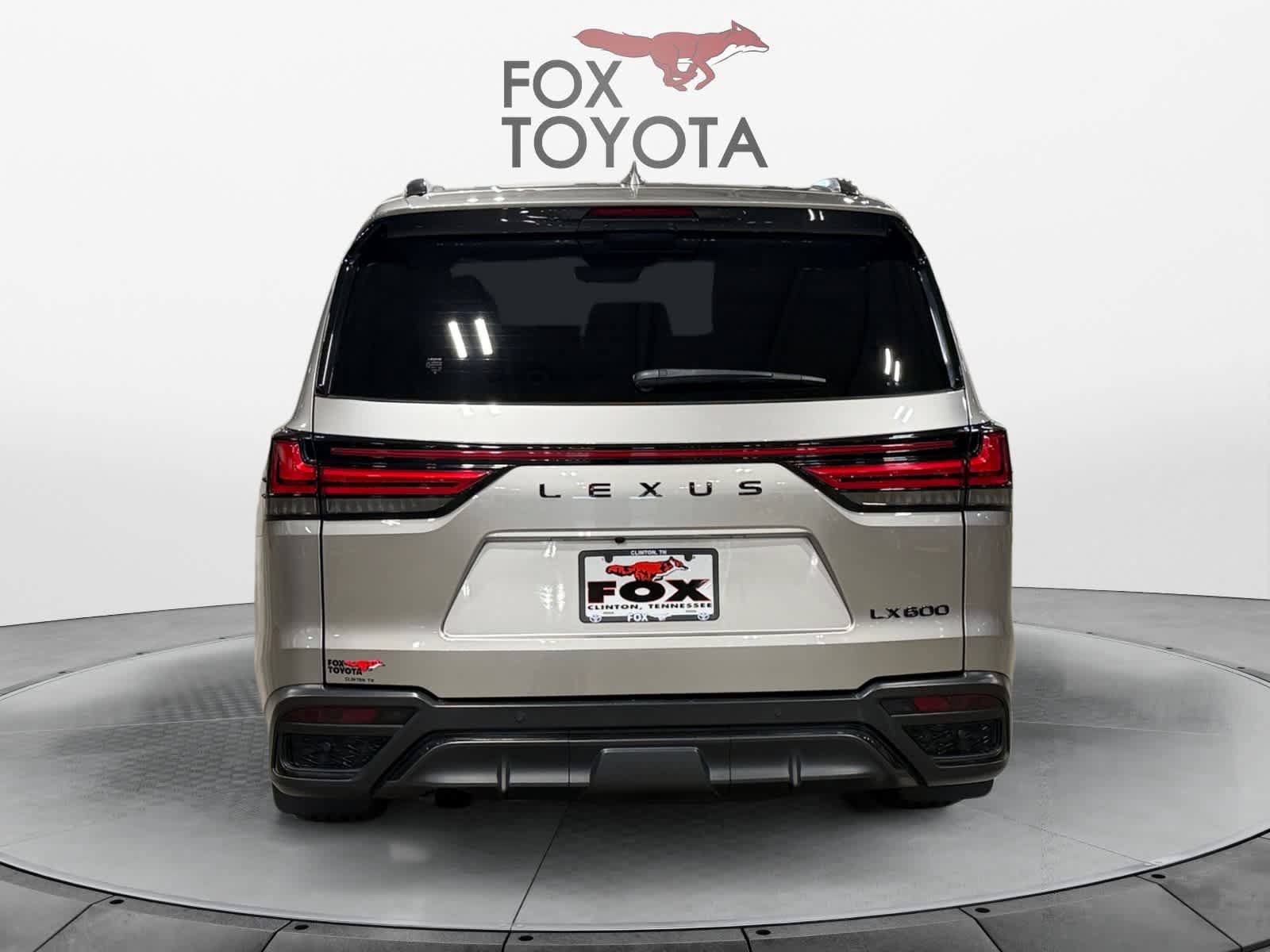 Used 2023 Lexus LX 600 F Sport w/ Accessory Package (Z1) AWD/4WD image 5