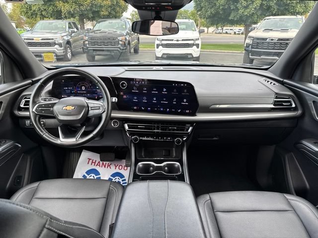 Used 2026 Chevrolet Traverse LT AWD/4WD image 12