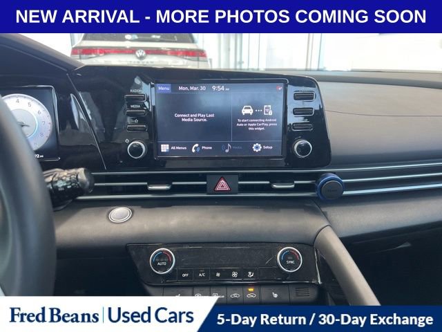 Used 2022 Hyundai Elantra SEL w/ Convenience Package image 10
