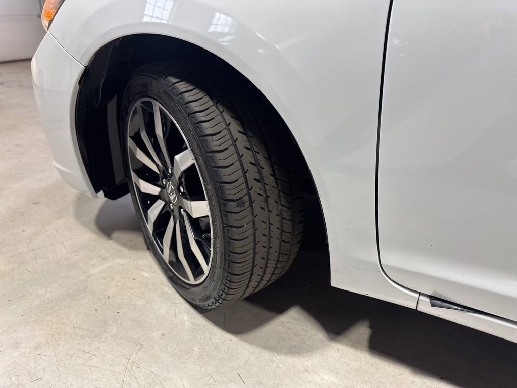 Used 2015 Honda Civic EX-L image 3