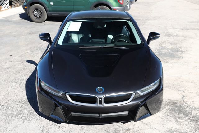 Used 2019 BMW i8 Coupe image 24