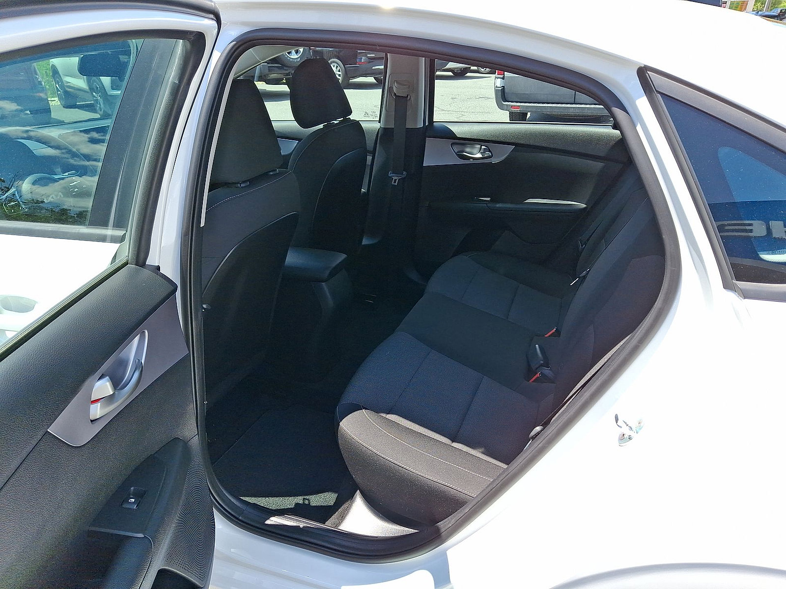 Used 2022 Kia Forte LXS image 21