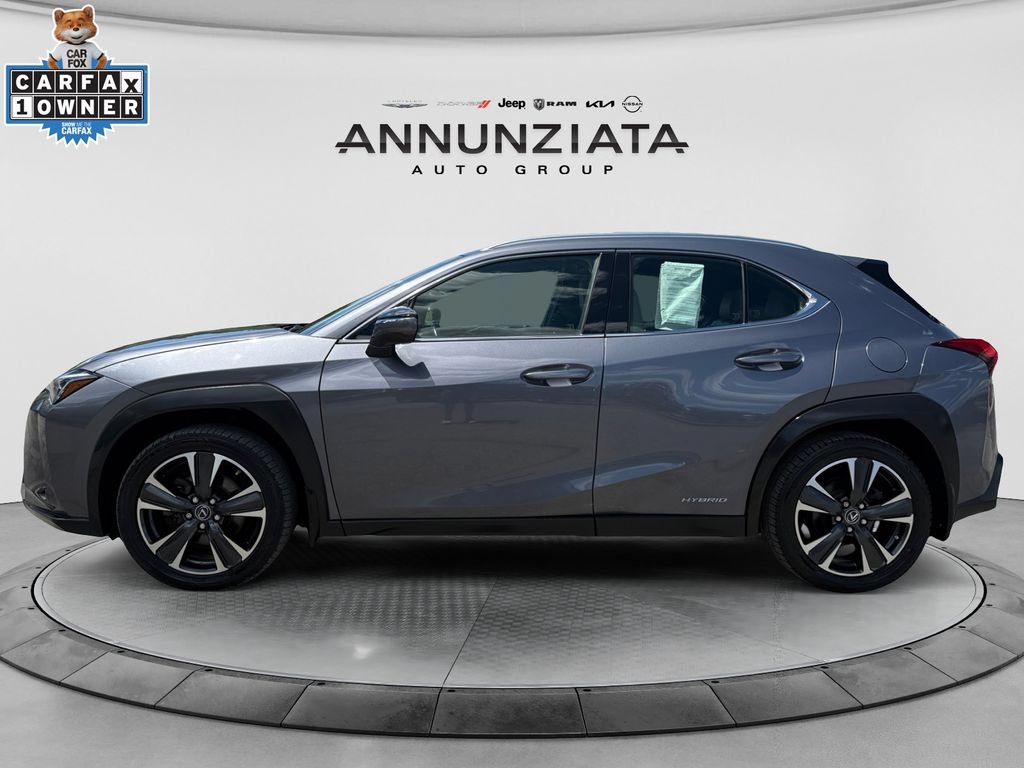 Used 2021 Lexus UX 250h w/ Accessory Package (Z2) AWD/4WD image 2