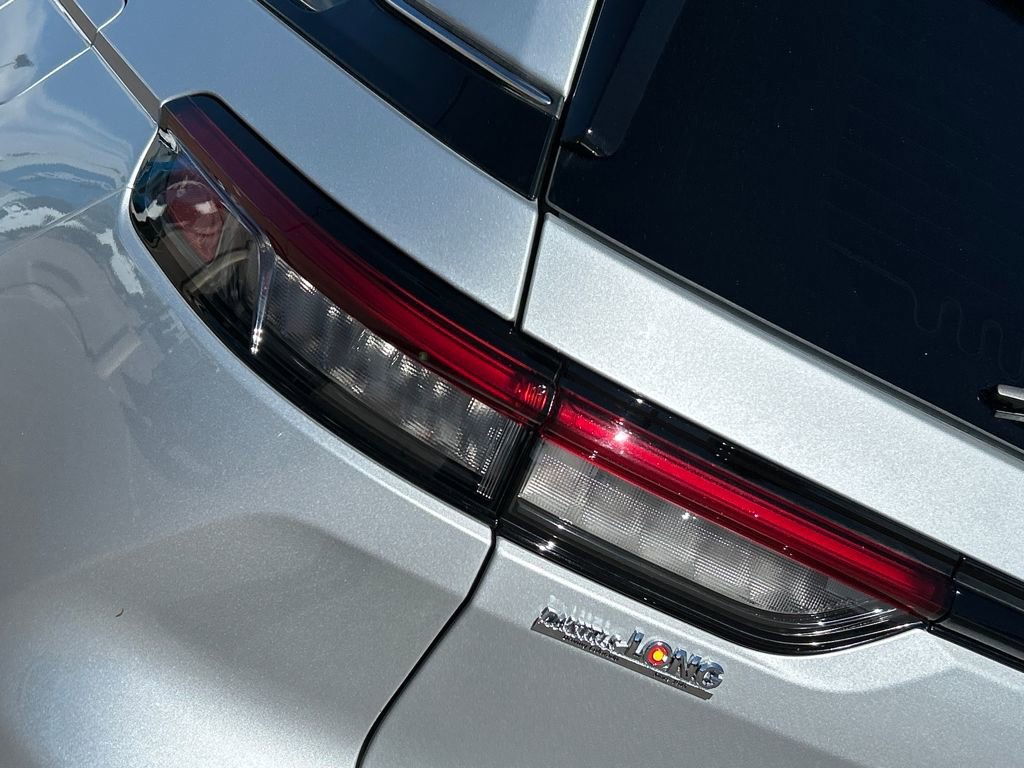 Used 2023 Jeep Grand Cherokee Limited w/ Trailer Tow Prep Group (B) image 24