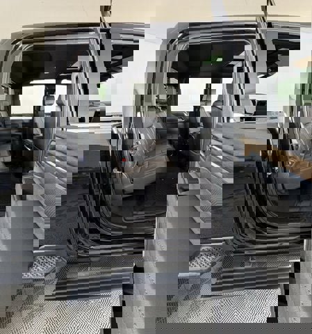 Used 2024 Chevrolet Silverado 3500 High Country w/ Technology Package AWD/4WD image 5