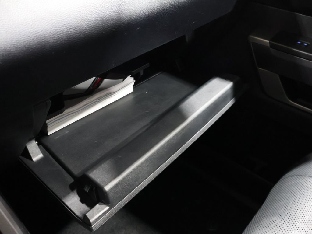 Used 2024 Toyota Tundra SR5 image 32