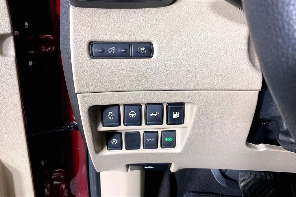 Used 2020 Nissan Rogue SL w/ Premium Package image 35