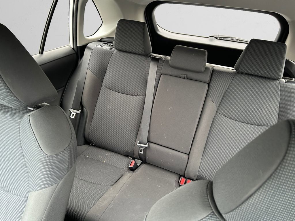 Used 2021 Toyota RAV4 LE FWD image 14