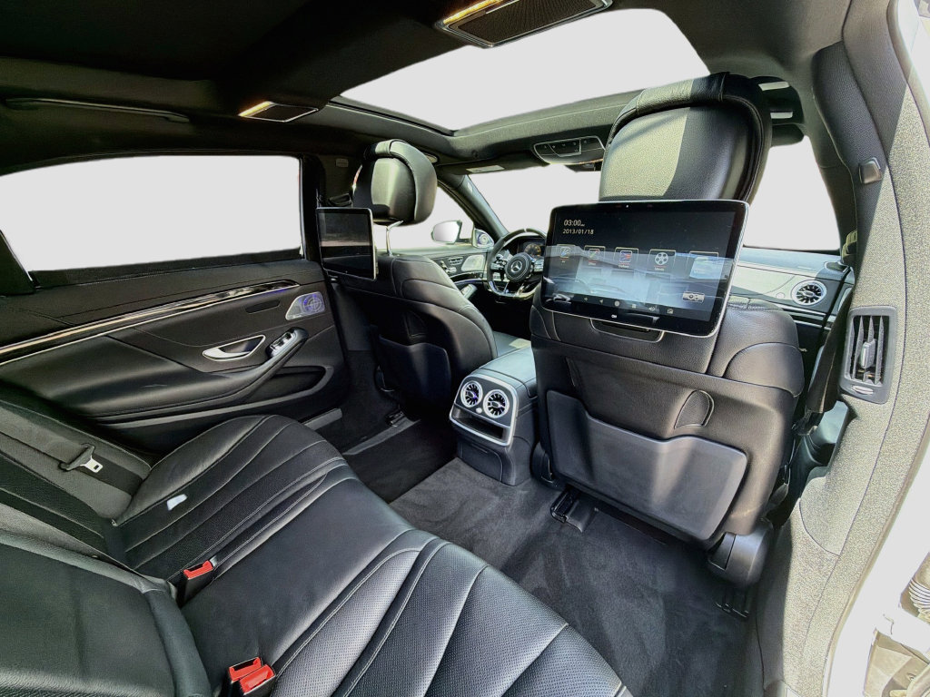 Used 2019 Mercedes-Benz S 450 Sedan image 32