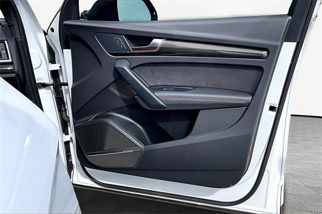 Used 2024 Audi SQ5 Prestige w/ Prestige Package image 19