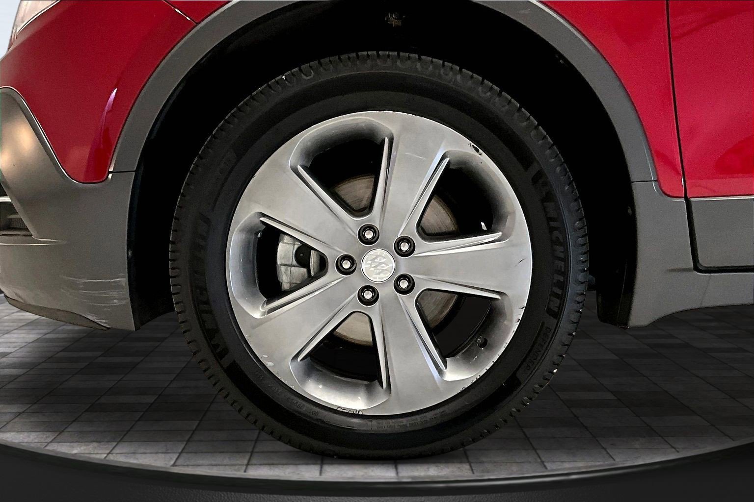 Used 2013 Buick Encore Leather AWD/4WD image 32