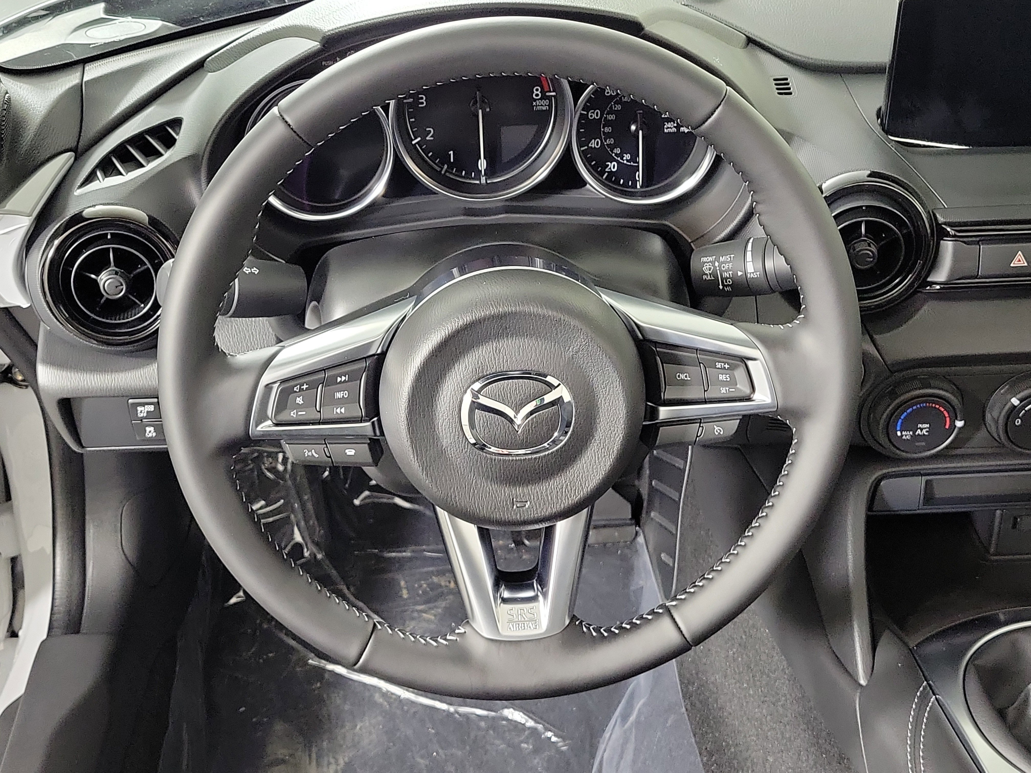 New 2025 MAZDA MX-5 Miata Club w/ Weather Package image 14