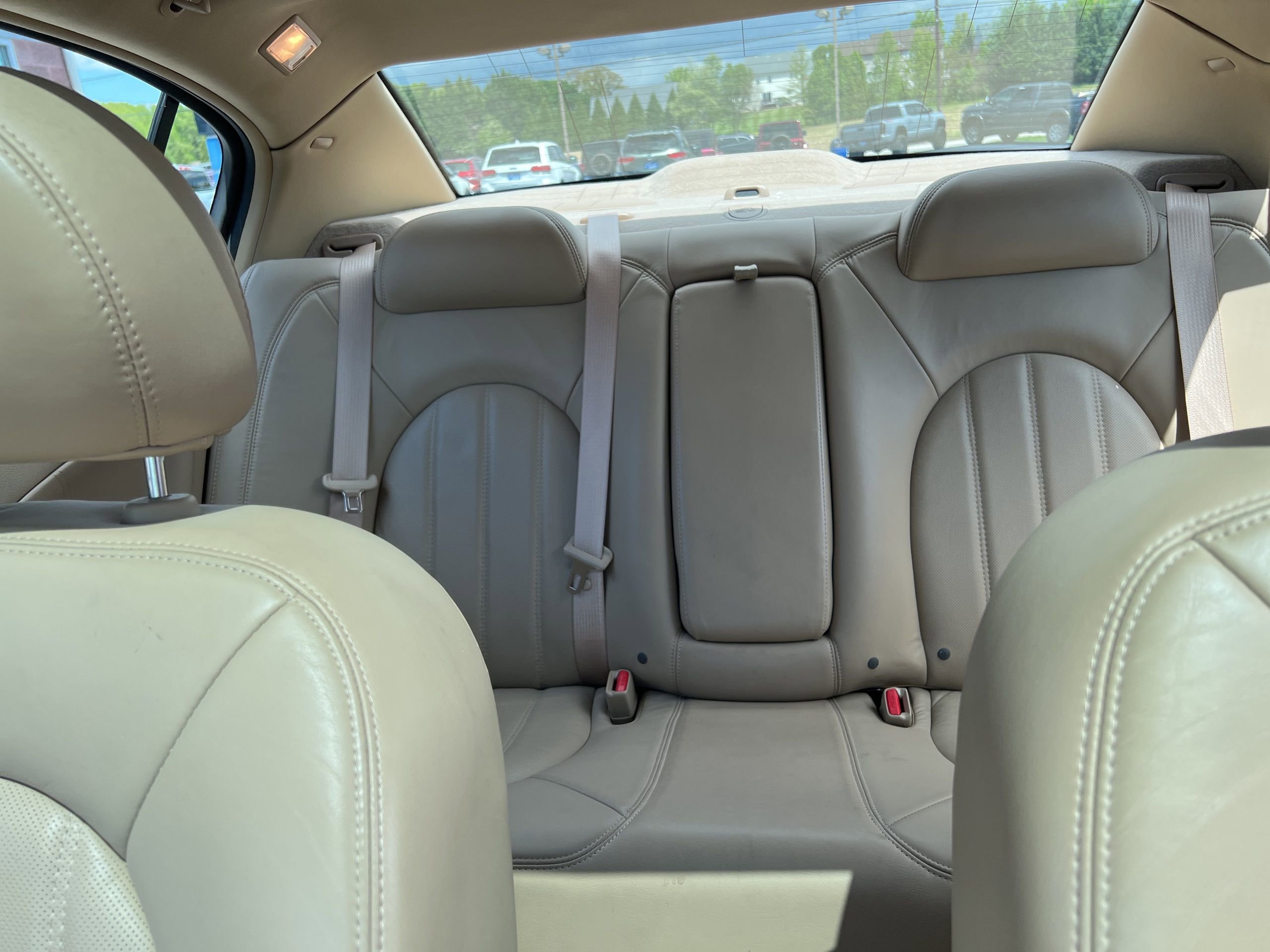 Used 2006 Buick Lucerne CXS w/ Driver Confidence Package FWD image 18