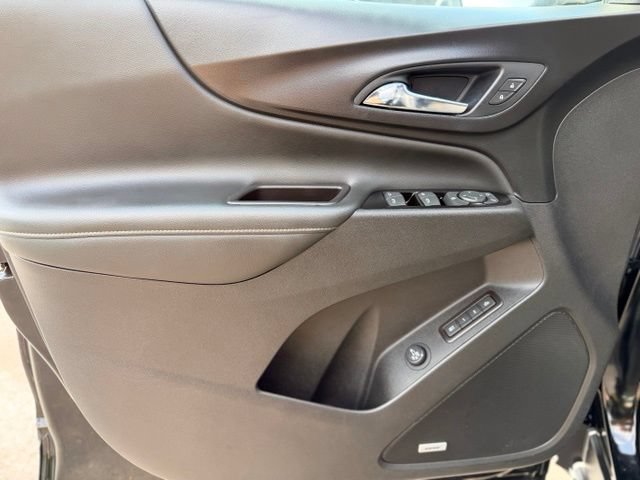 Used 2022 Chevrolet Equinox Premier FWD image 21