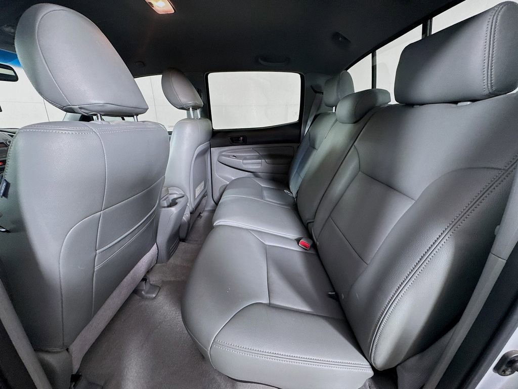 Used 2011 Toyota Tacoma PreRunner w/ SR5 Pkg #2 RWD image 26