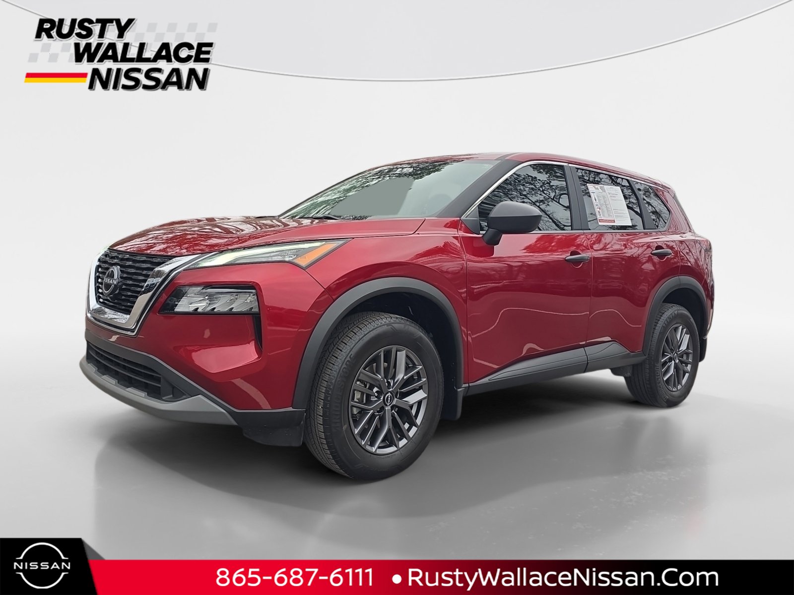 Used 2023 Nissan Rogue S image 1