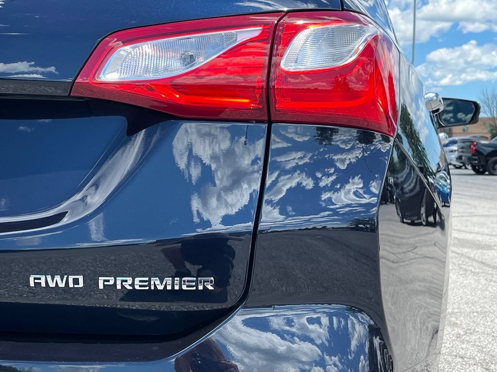 Used 2021 Chevrolet Equinox Premier AWD/4WD image 12