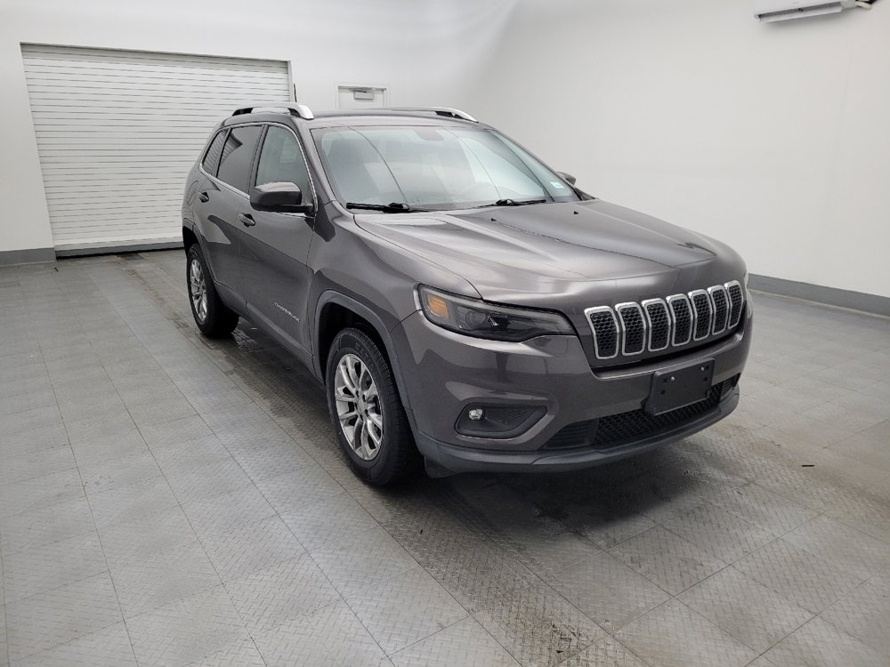 Used 2019 Jeep Cherokee Latitude Plus AWD/4WD image 13