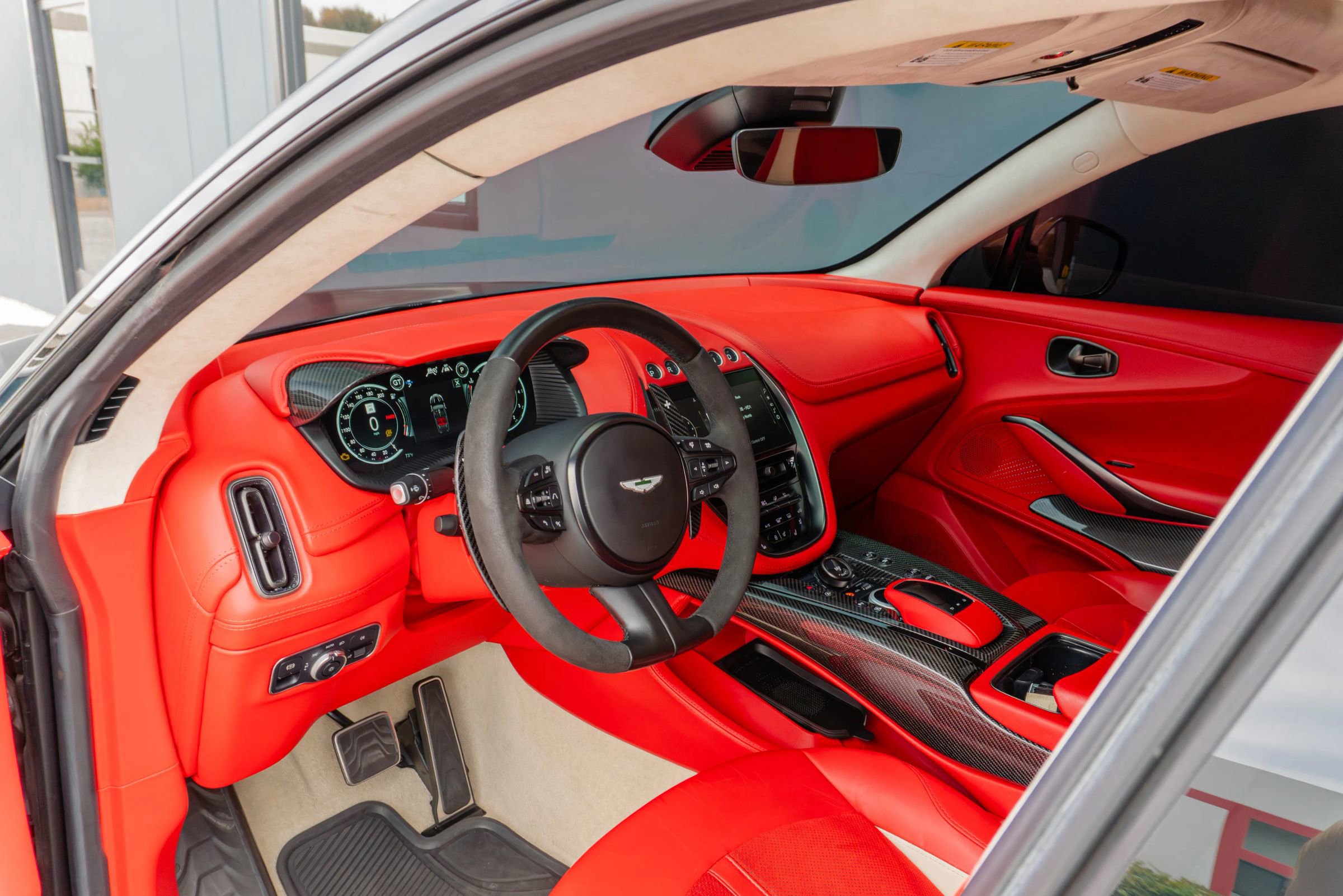 Used 2023 Aston Martin DBX 707 AWD/4WD image 10