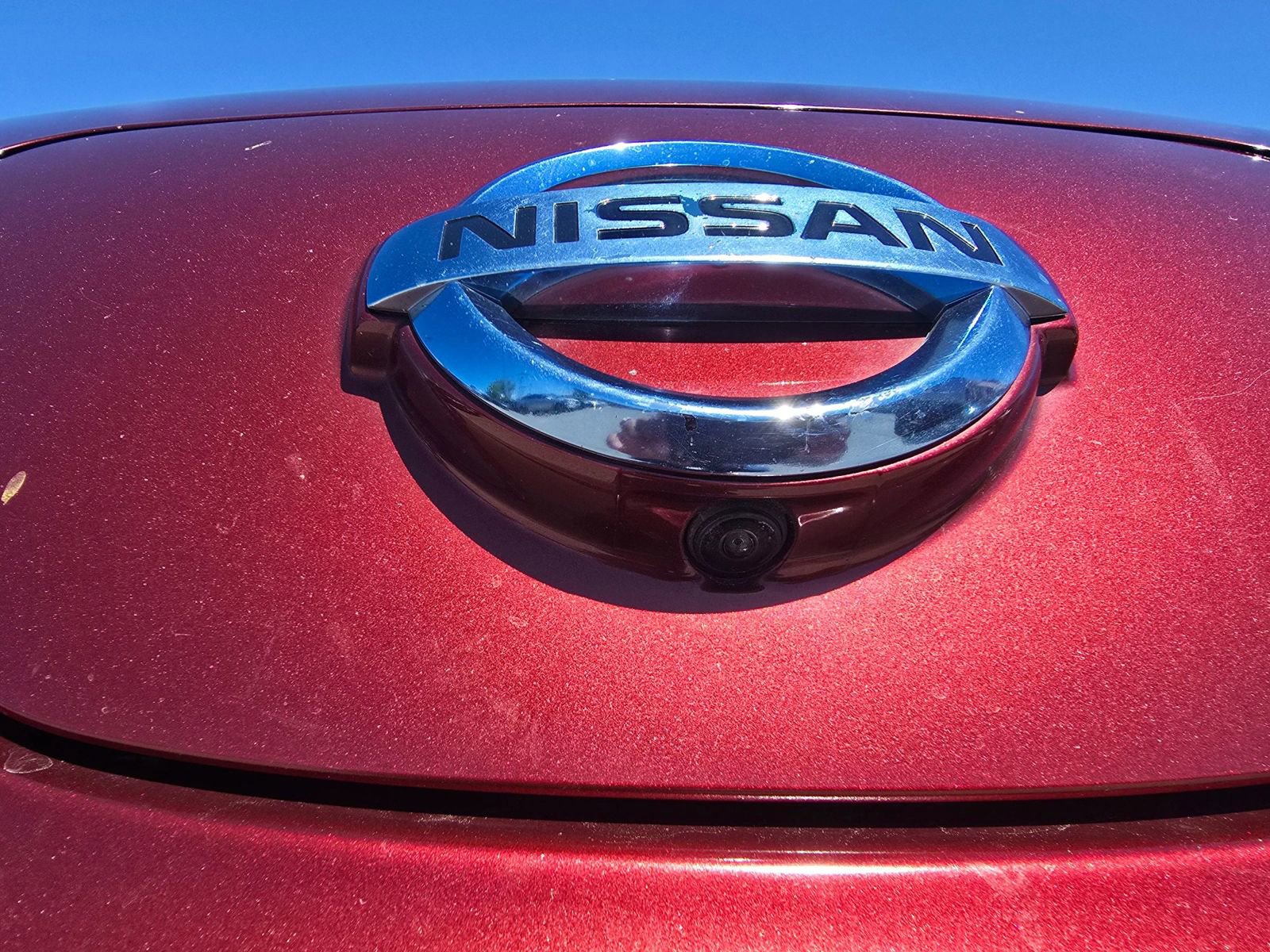 Used 2016 Nissan Leaf SL w/ Premium Package FWD image 16