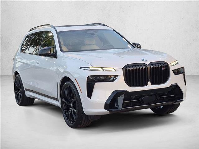 Used 2024 BMW X7 M60i AWD/4WD image 3