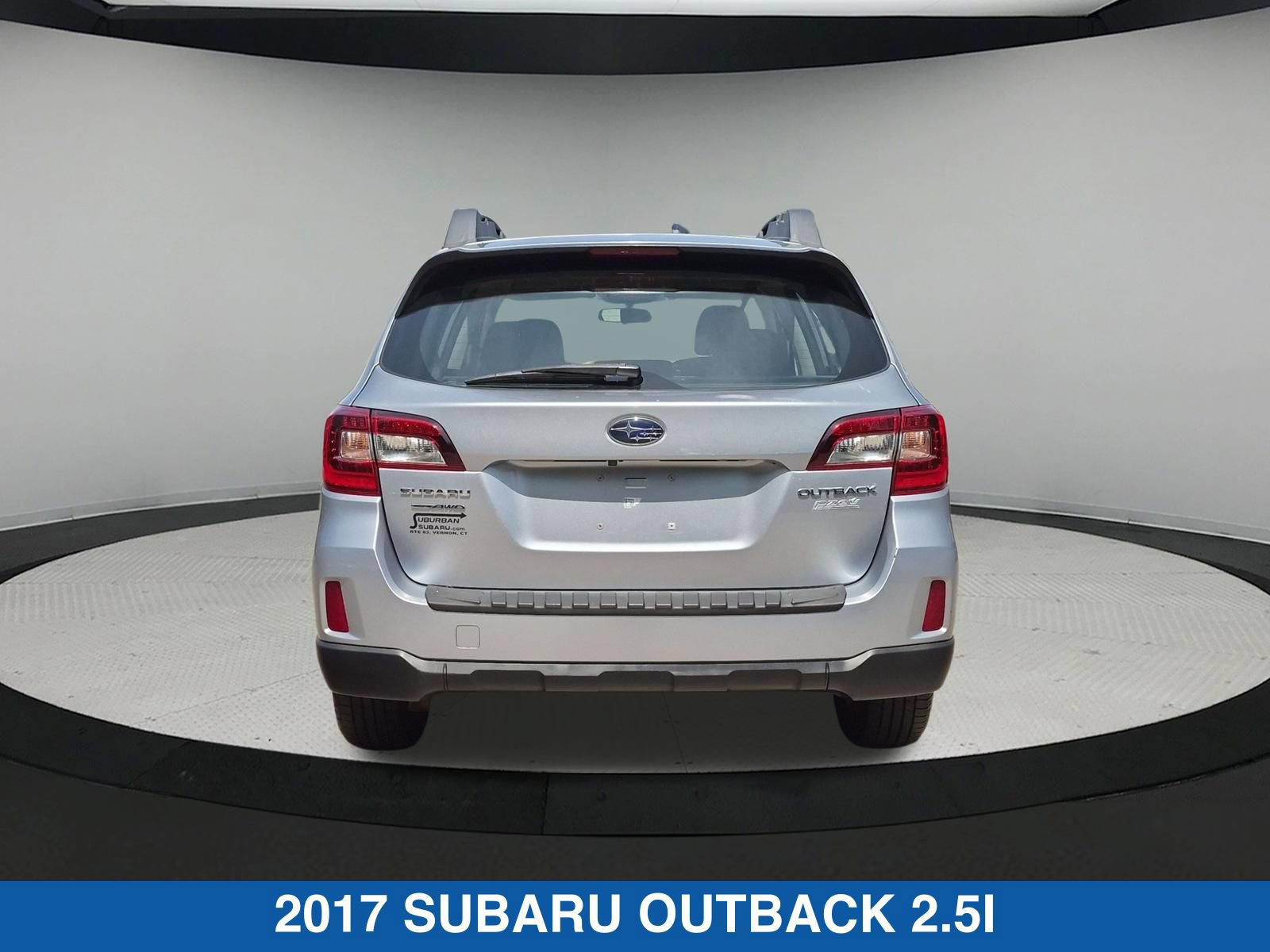 Used 2017 Subaru Outback 2.5i AWD/4WD image 6