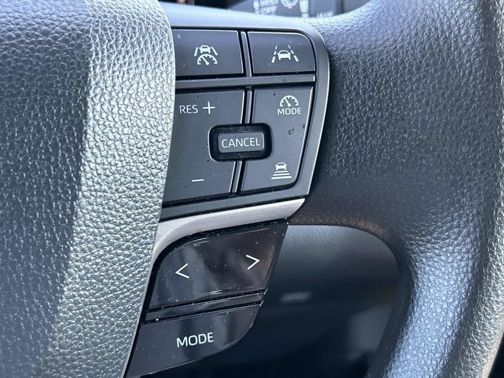 Used 2025 Toyota Camry LE w/ Convenience Package FWD image 30